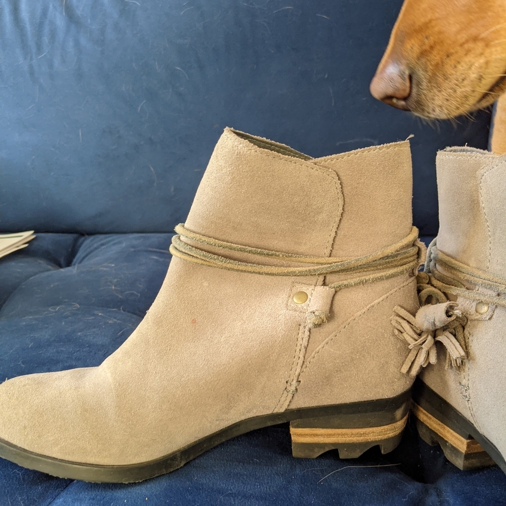 Sorel farrah short boot